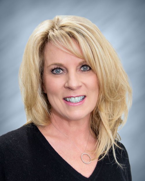Heidi Dell’Acqua : Account Manager